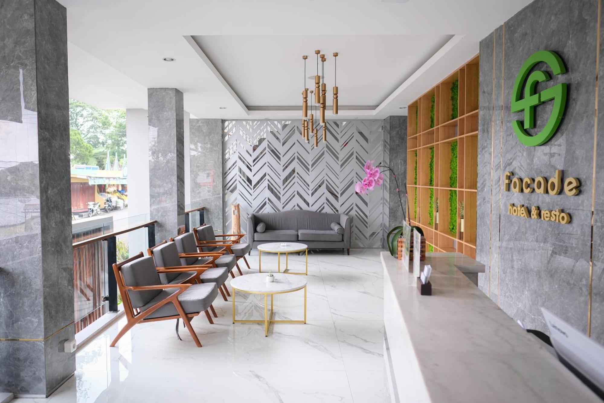 Facade Hotel By Azana Tawangmangu Exterior photo